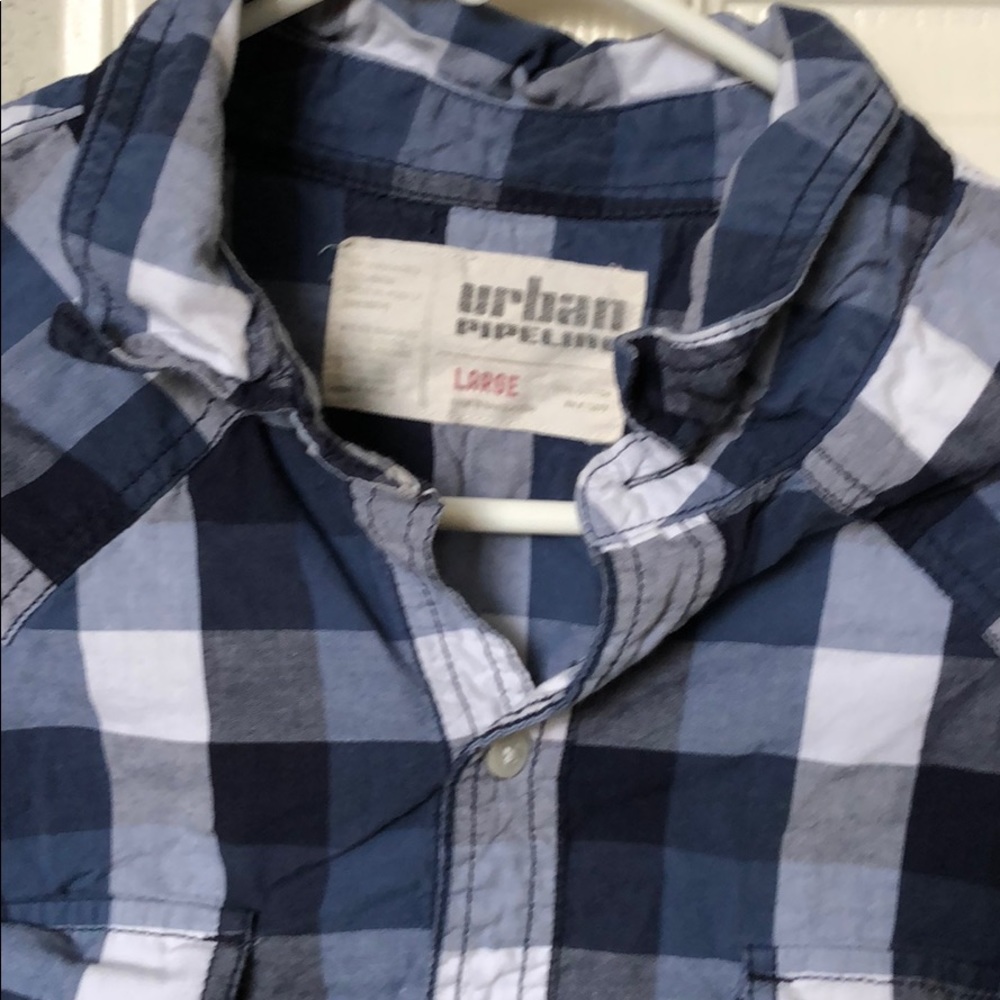 Urban Pipeline button down - Picture 2 of 3